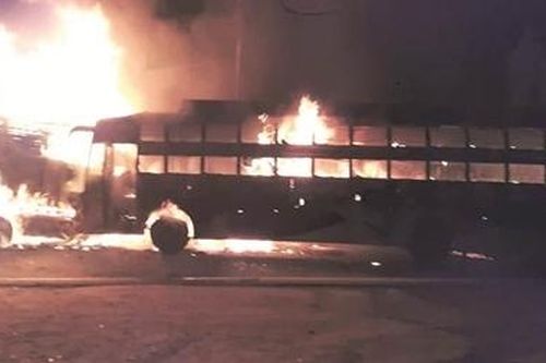Cháy xe bus, ít nhất 20 người Ấn Độ thiệt mạng