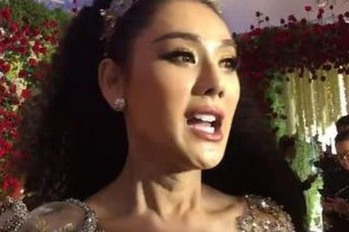 Lâm Khánh Chi làm đám cưới cho người yêu cũ