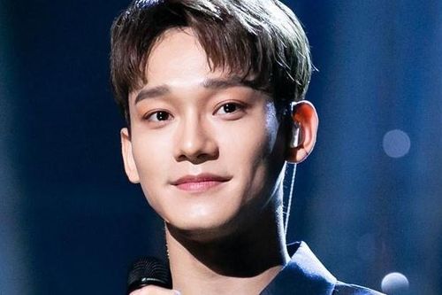 Thành viên EXO tuyên bố kết hôn, tiết lộ bạn gái mang thai