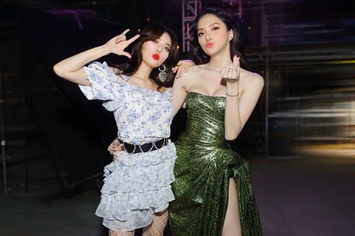 Hương Giang thích diện đồ ánh kim, khoe đường cong sexy lấn át HyunA