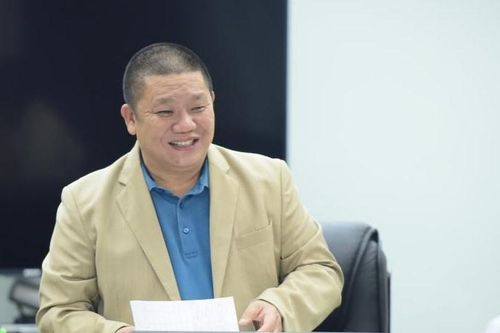 Chủ tịch Hoa Sen ở trên núi, mỗi tháng đến công ty 1-2 lần