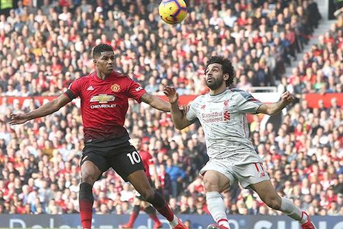 Làm thế nào để ngăn Liverpool bất bại cả mùa?