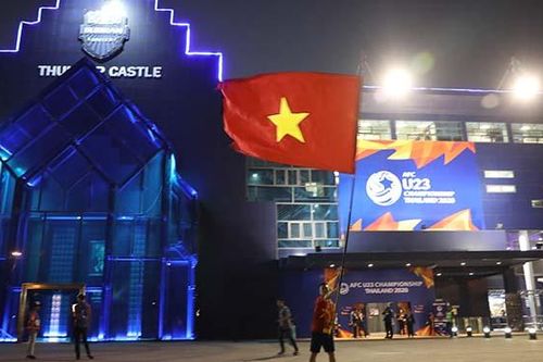 Tình nguyện viên nhiệt thành, thân thiện tại Buriram