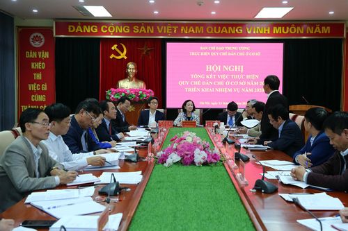 Dân vận khéo thì cán bộ, đảng viên phải gương mẫu đi đầu