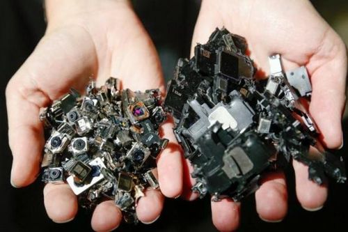 Apple đẩy mạnh tái chế iPhone bằng robot mới