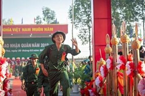 TIỄN ĐI TRANG TRỌNG, ĐÓN VỀ CHU ĐÁO