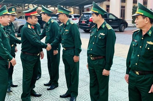 Đoàn công tác Bộ Quốc phòng kiểm tra, chúc Tết tại Đà Nẵng, Quảng Nam