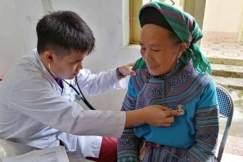 Bệnh viện Hùng Vương: Mang không khí Xuân lên vùng cao biên giới
