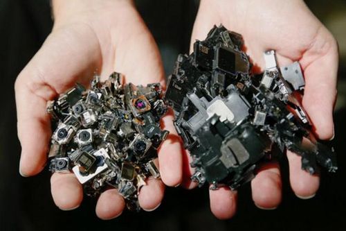 Apple tái chế iPhone bằng robot