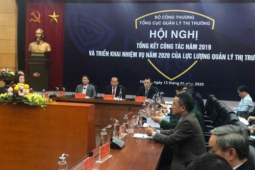 Xem xét trách nhiệm chống buôn lậu của người đứng đầu