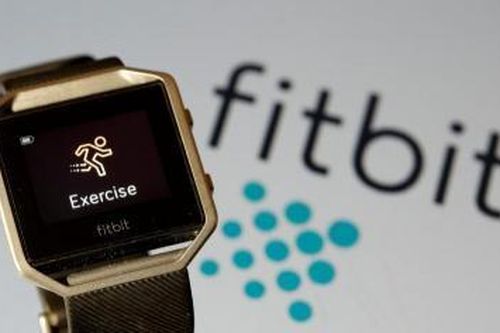 Fitbit và Garmin bị Mỹ 'sờ gáy'