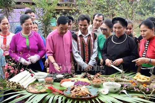 Đón Tết vui Xuân tại 'Ngôi nhà chung'