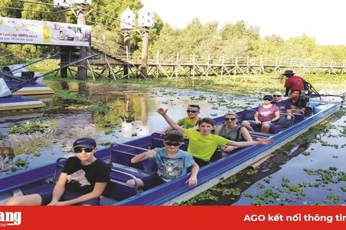 Điểm nhấn du lịch đón Tết