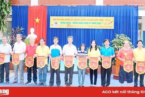 Khối thi đua Công đoàn cơ sở các trường THCS ở TP. Long Xuyên tổ chức Giải bóng đá mini mừng Đảng – mừng xuân