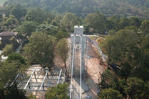 Đà Lạt: Đình chỉ thi công công trình cầu đáy kính không phép
