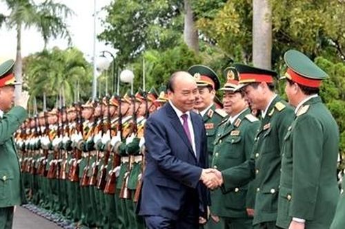 Thủ tướng Nguyễn Xuân Phúc thăm và làm việc tại BTL Quân khu 5