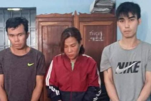Bắt 3 người cung cấp hơn 14 tấn thịt chó ra thị trường
