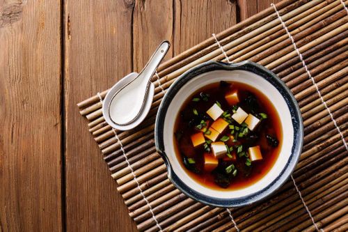 Ăn sushi có thể gặp nguy cơ sức khỏe gì?