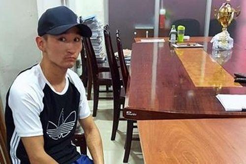 Bắt đối tượng người nước ngoài trộm cắp ở sân bay
