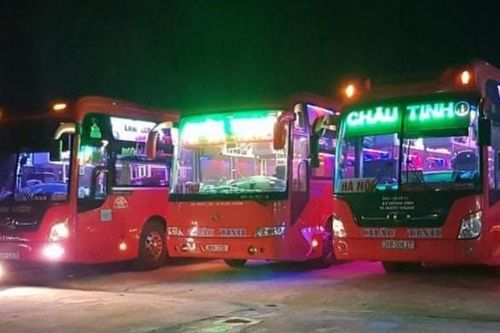 'Chuyến xe 0 đồng' đưa sinh viên, bệnh nhân nghèo Hà Tĩnh về quê đón Tết