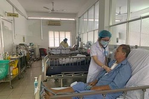 Hẹp van tim xin đừng coi thường