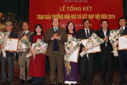 Giải thưởng Hội Nhà văn Việt Nam 2019: Giá trị tư liệu, tư tưởng nhân văn gây bất ngờ