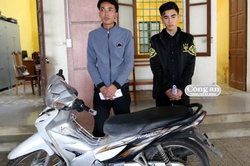 2 thanh niên lập mưu cướp xe ôm giữa khuya