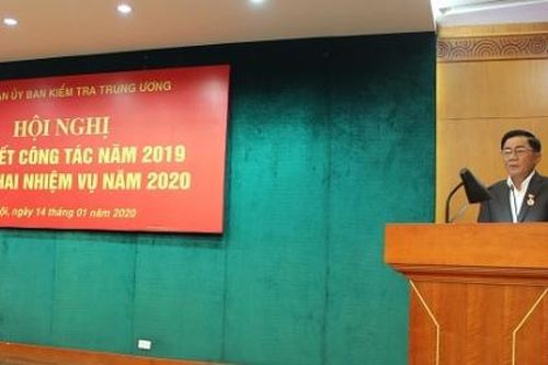 Đề nghị BCHTW, Bộ Chính trị, Ban Bí thư thi hành kỷ luật 4 tổ chức và 19 đảng viên