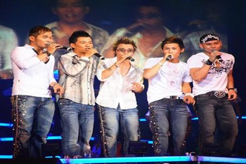 Thành Nguyễn - cựu thành viên nhóm MTV đời đầu qua đời ở tuổi 49