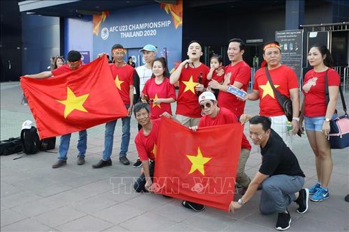 AFC khuyến cáo cổ động viên Việt Nam không vi phạm quyền thương mại