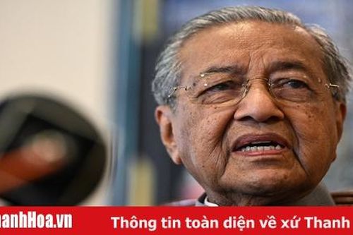 Thủ tướng Malaysia Mahathir Mohamad tuyên bố sẵn sàng từ chức
