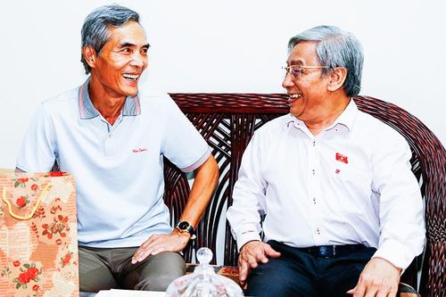 Lãnh đạo tỉnh Khánh Hòa và các đơn vị đi thăm, tặng quà Tết