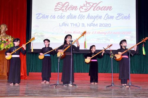 Liên hoan dân ca các dân tộc huyện Lâm Bình