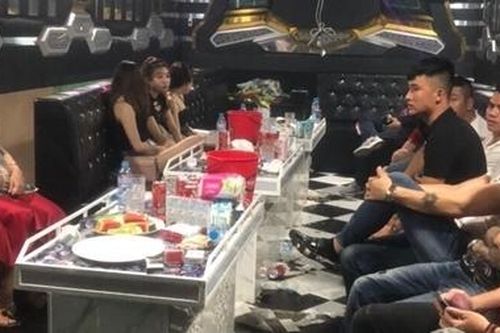 20 nam nữ 'dính' ma túy quán karaoke 'nhiều không'
