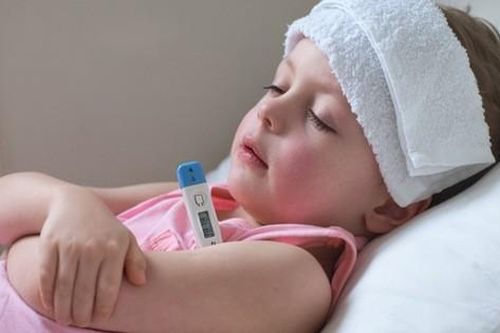 Một số thuốc không thể thiếu khi đi chơi Tết