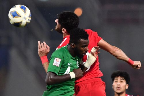 Những pha bắn phá khung thành đối phương của U23 Saudi Arabia