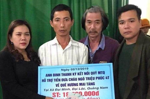 Nặng tình với quê hương
