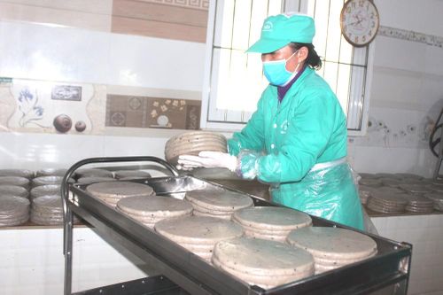 Độc đáo chả cá Vạn Giã