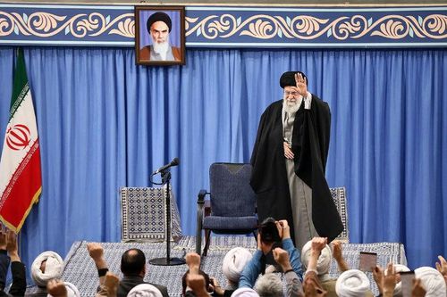 Những điểm yếu trói chặt Iran trong cuộc đấu với Mỹ