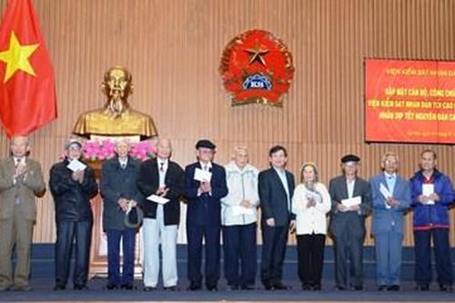 Mong nhận được ý kiến quý báu, tâm huyết xây dựng ngành KSND phát triển, vững mạnh