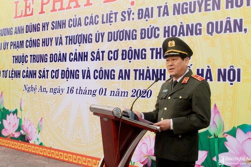 'Gương anh dũng hy sinh của 3 đồng chí công an đã góp phần tô thắm thêm lá cờ đỏ sao vàng'