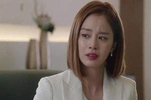 Thấy con trai không cho vợ về ngoại ăn Tết, mẹ chồng nói ngay câu này khiến nàng dâu rơi nước mắt
