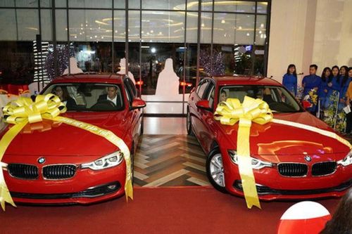 Một doanh nghiệp Việt Nam thưởng Tết nhân viên xe BMW