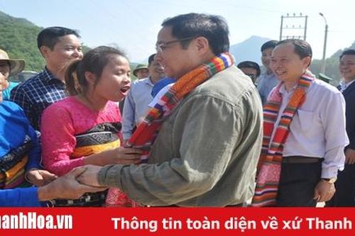 Đồng chí Trưởng Ban Tổ chức Trung ương Phạm Minh Chính thăm, kiểm tra tình hình sản xuất và đời sống nhân dân các huyện Quan Sơn, Cẩm Thủy