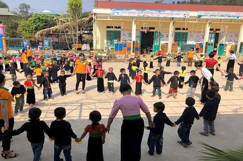 Sức sống mới huyện 'cửa ngõ'