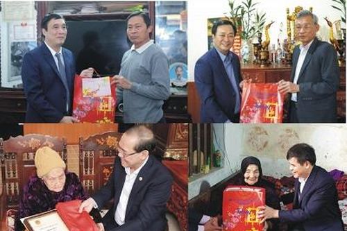 Lãnh đạo tỉnh thăm, tặng quà các gia đình chính sách, người nghèo, trẻ em có hoàn cảnh đặc biệt