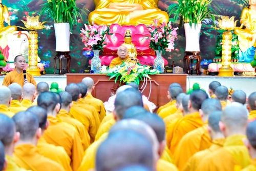 TP.HCM : Tăng Ni sinh Học viện nghỉ Tết gần 1 tháng