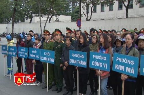 Quận Ba Đình ra quân lập lại trật tự đô thị đón chào năm mới