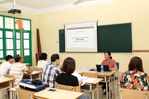 Chỉ giảng dạy các lớp đào tạo chứng chỉ, có được phụ cấp thâm niên?