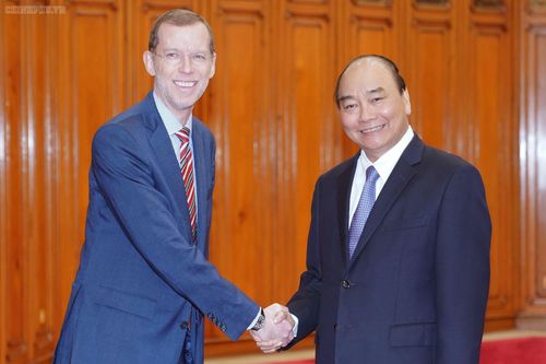 Thủ tướng Nguyễn Xuân Phúc tiếp đoàn giáo sư Trường Harvard Kennedy